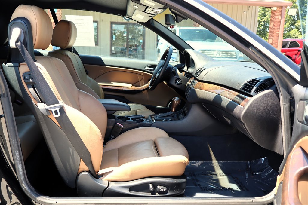 Used 2004 BMW 325Ci Convertible RWD image 22