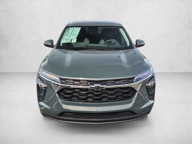 New 2026 Chevrolet Trax LS w/ LS Convenience Package FWD image 7