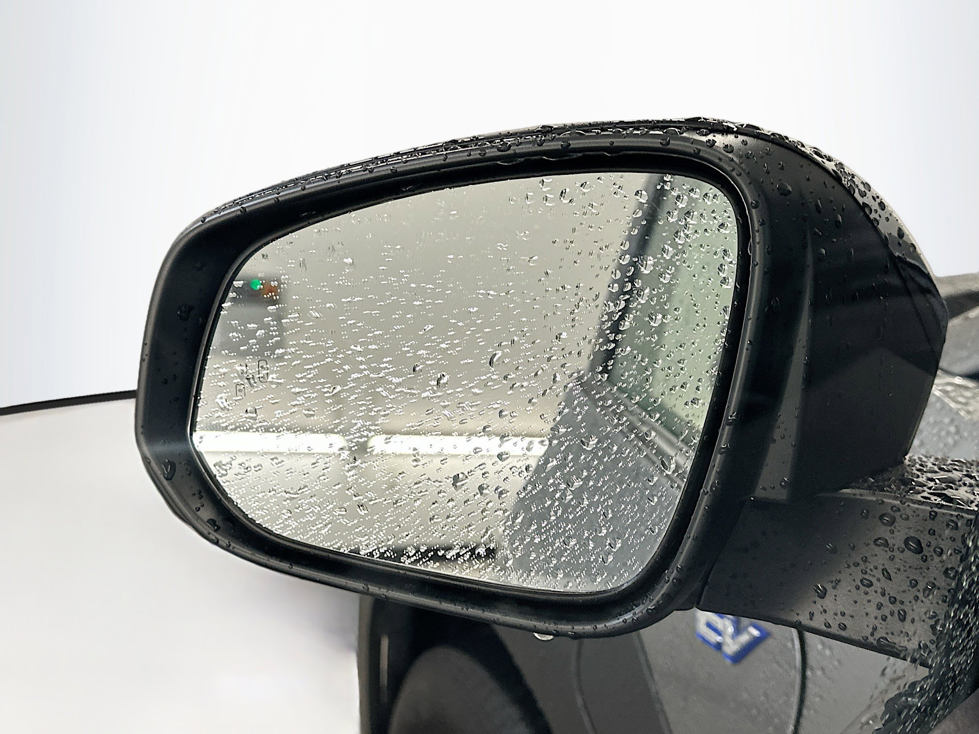 Used 2025 Subaru Solterra AWD/4WD image 16