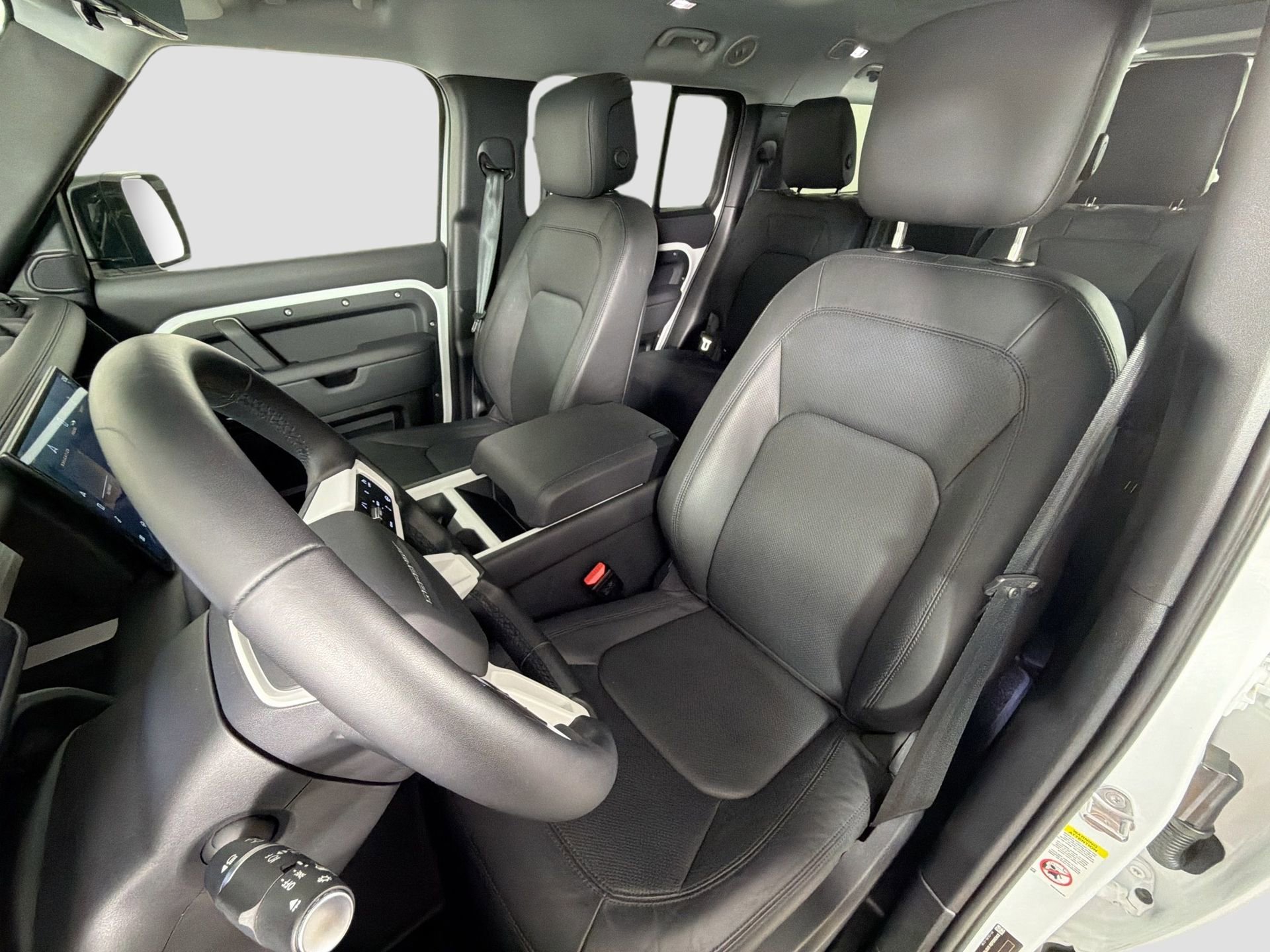 Certified 2025 Land Rover Defender 130 S image 23