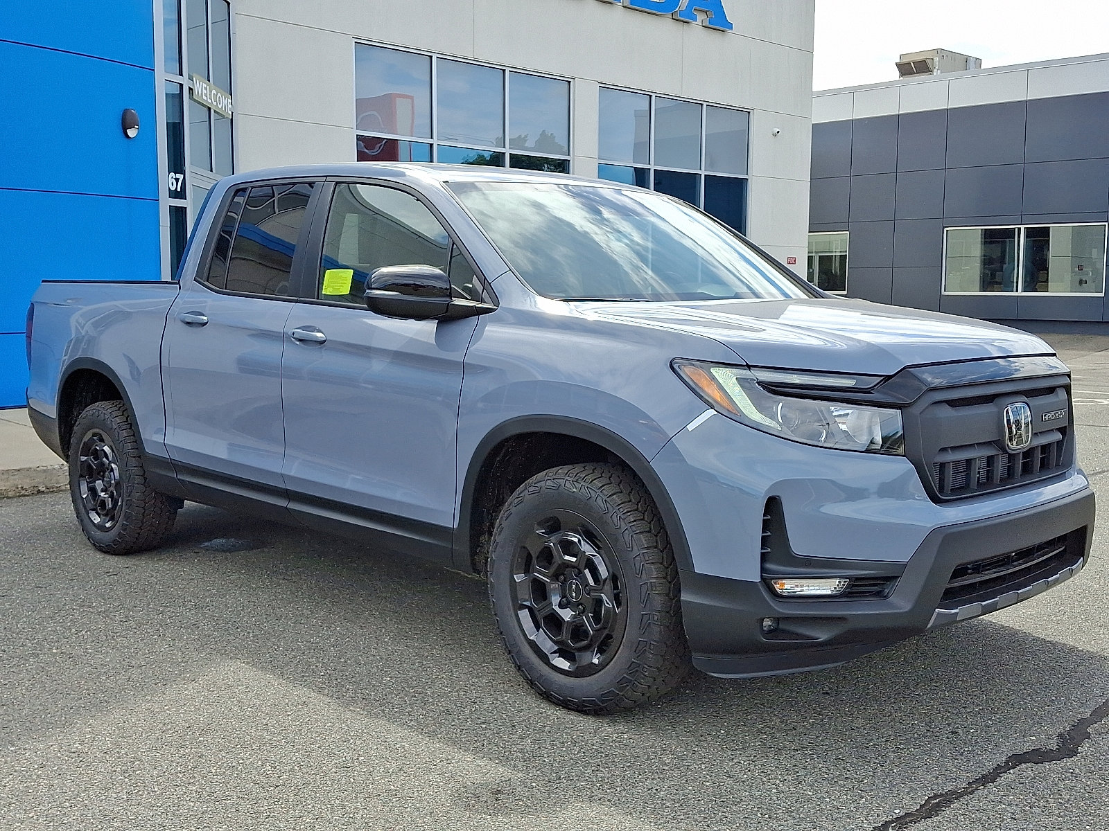 New 2025 Honda Ridgeline TrailSport+ image 2