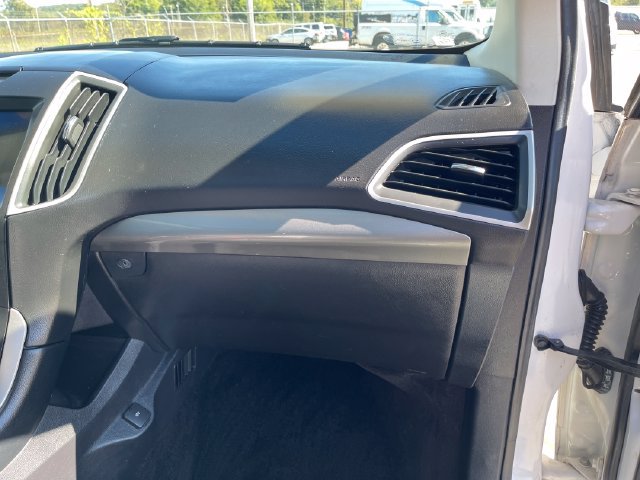 Used 2016 Ford Edge SEL w/ Equipment Group 201A AWD/4WD image 39