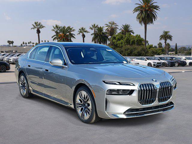 New 2025 BMW i7 xDrive60 w/ Premium Package image 3