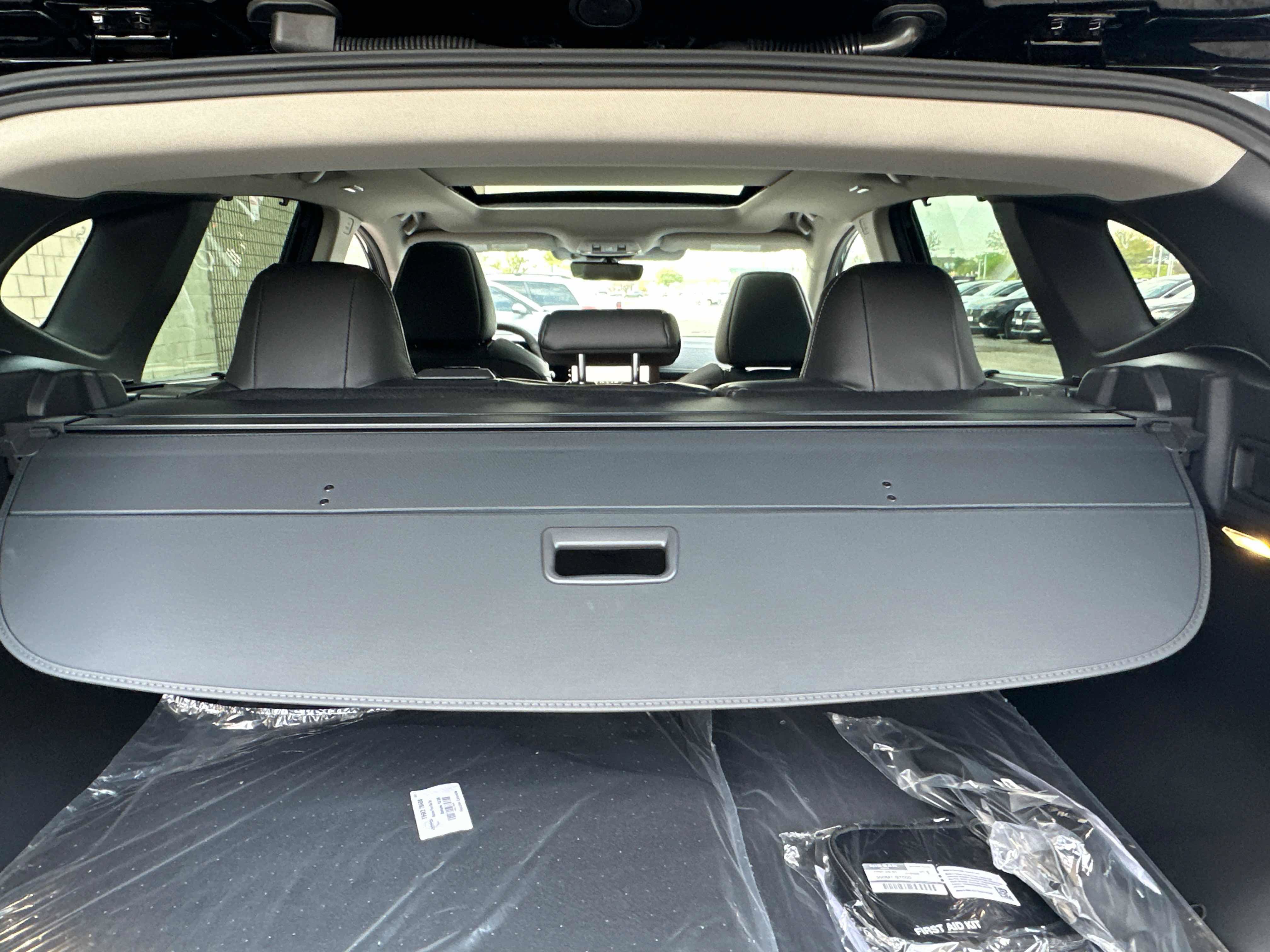 New 2026 Nissan Murano Platinum w/ Cargo Package AWD/4WD image 17