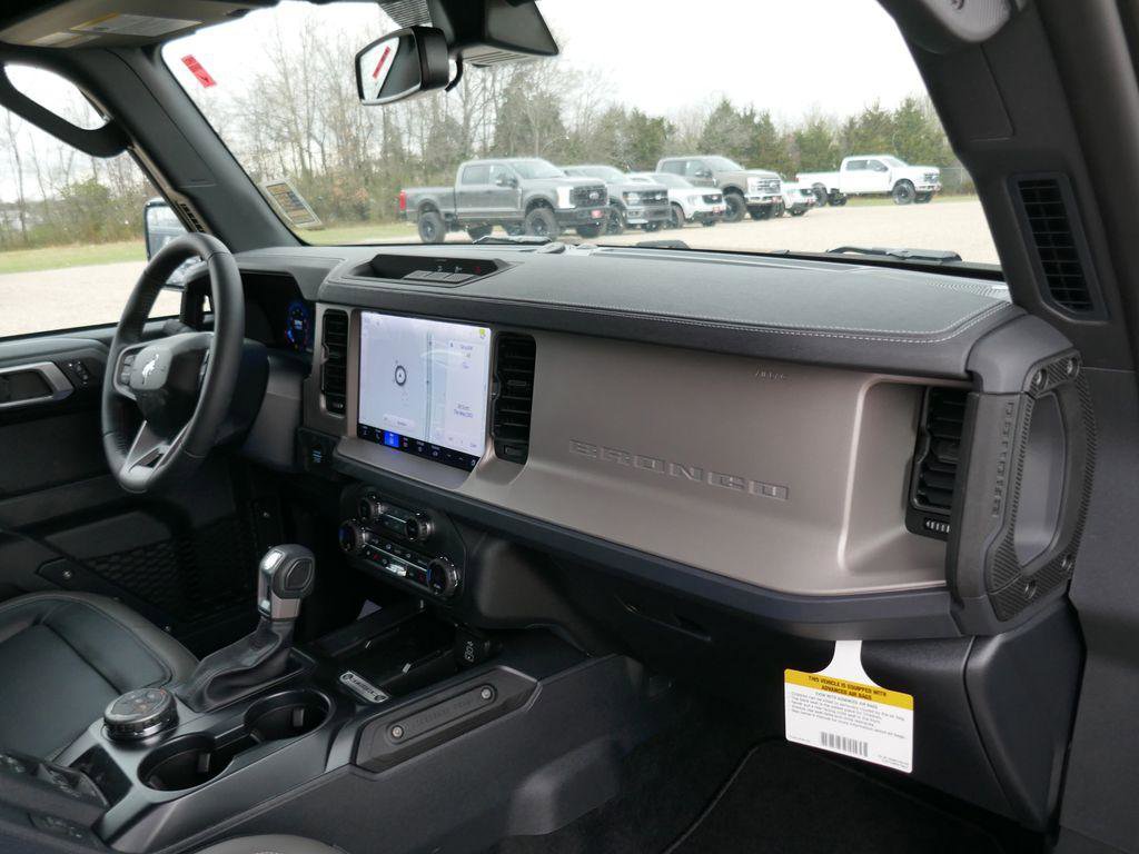 New 2026 Ford Bronco Outer Banks AWD/4WD image 11