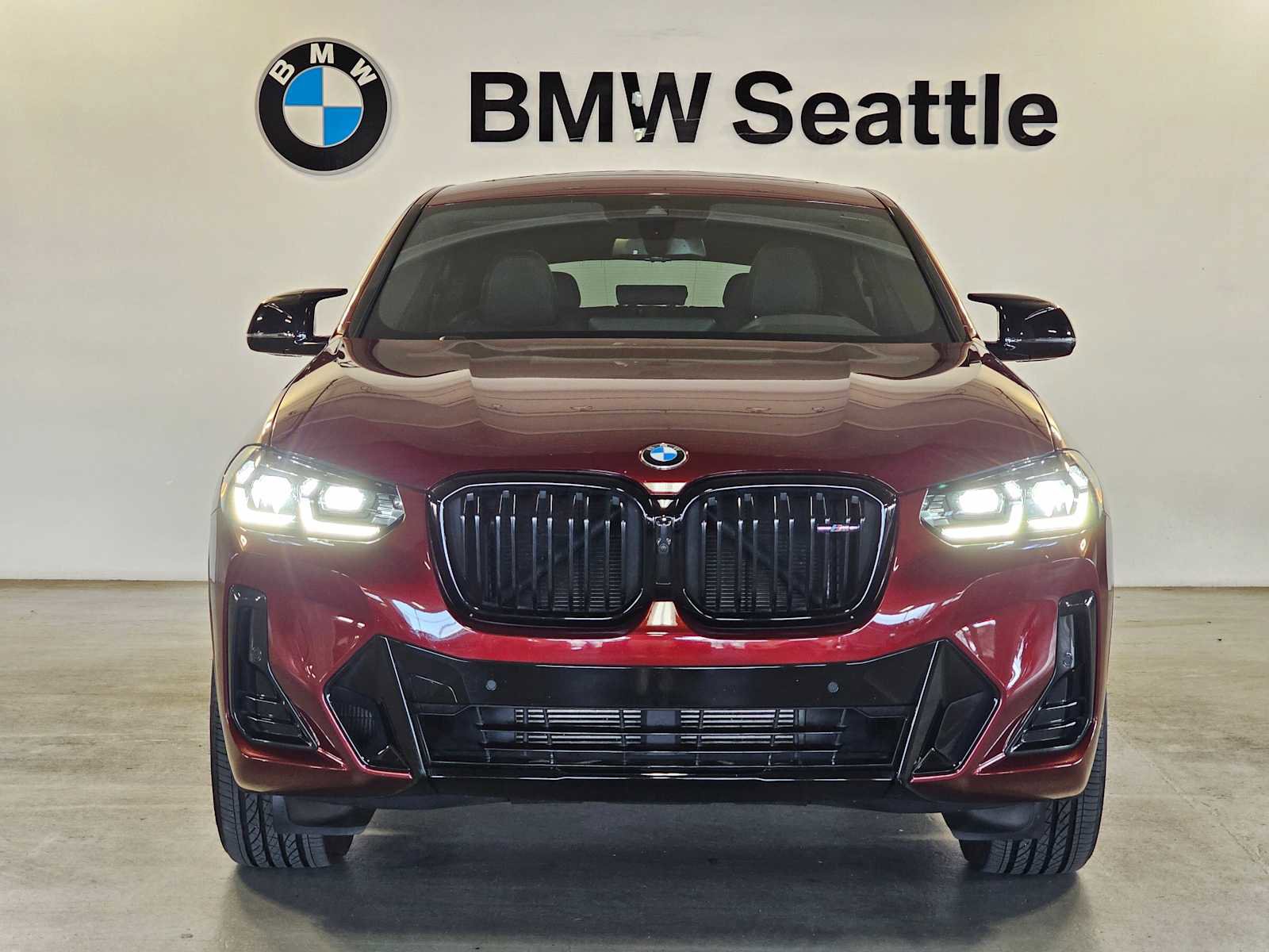 Used 2023 BMW X4 M40i w/ Premium Package image 6