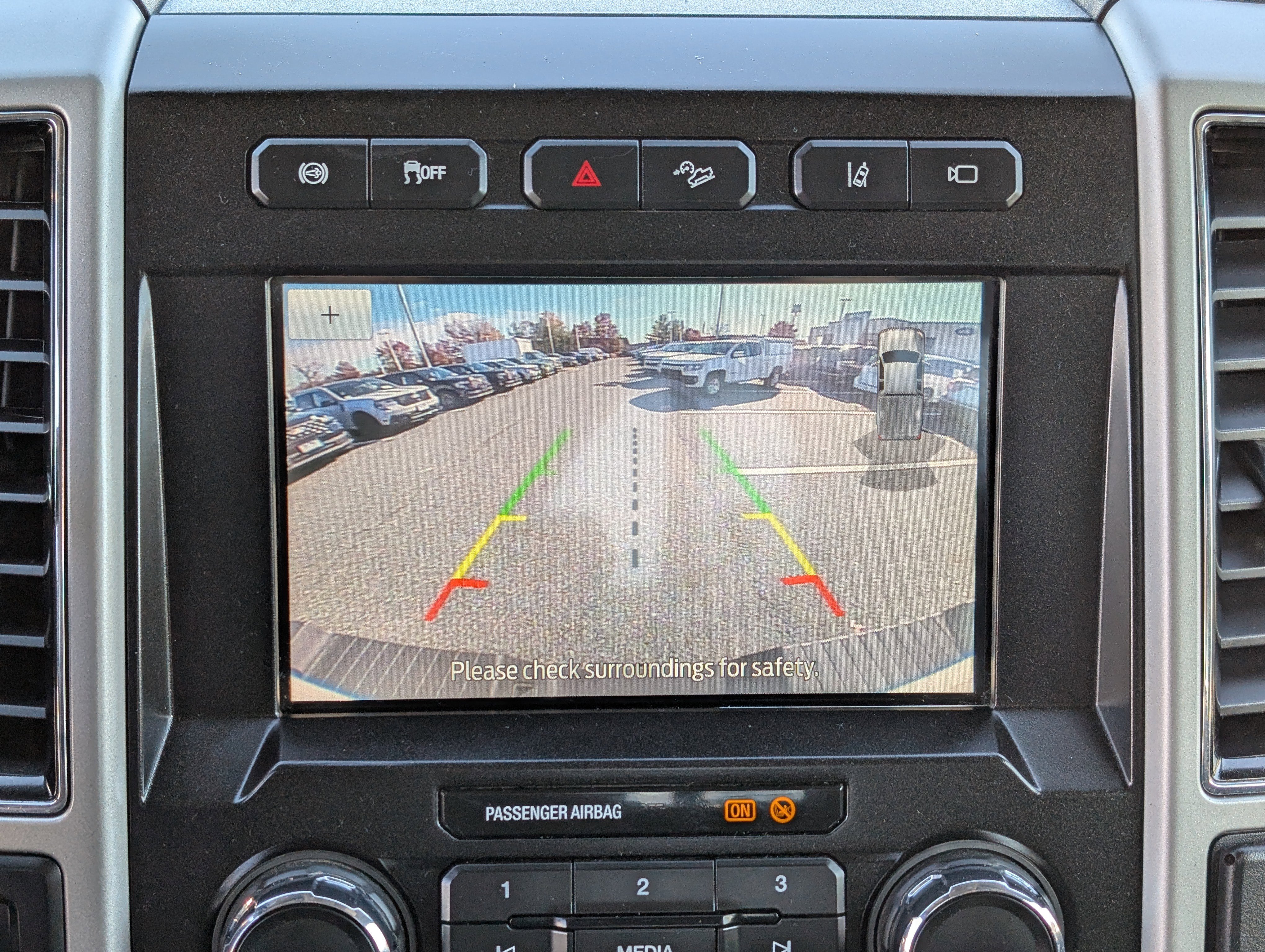 Certified 2020 Ford F350 Lariat w/ Lariat Ultimate Package image 29