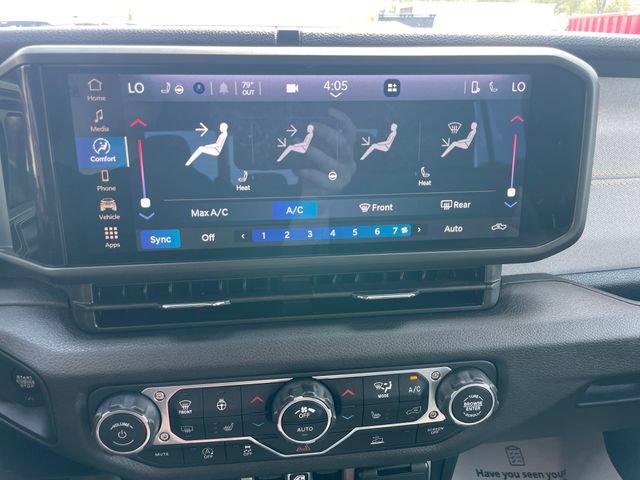 Used 2025 Jeep Gladiator Sport AWD/4WD image 13