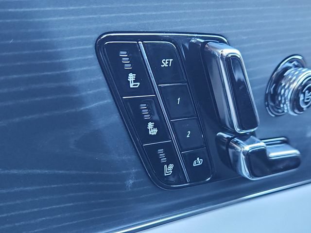New 2025 Cadillac Lyriq Sport AWD/4WD image 28