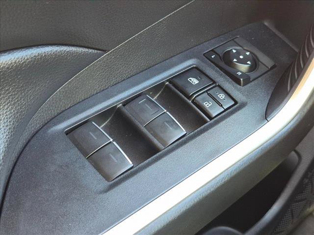 Used 2022 Toyota RAV4 XLE w/ Convenience Package FWD image 12