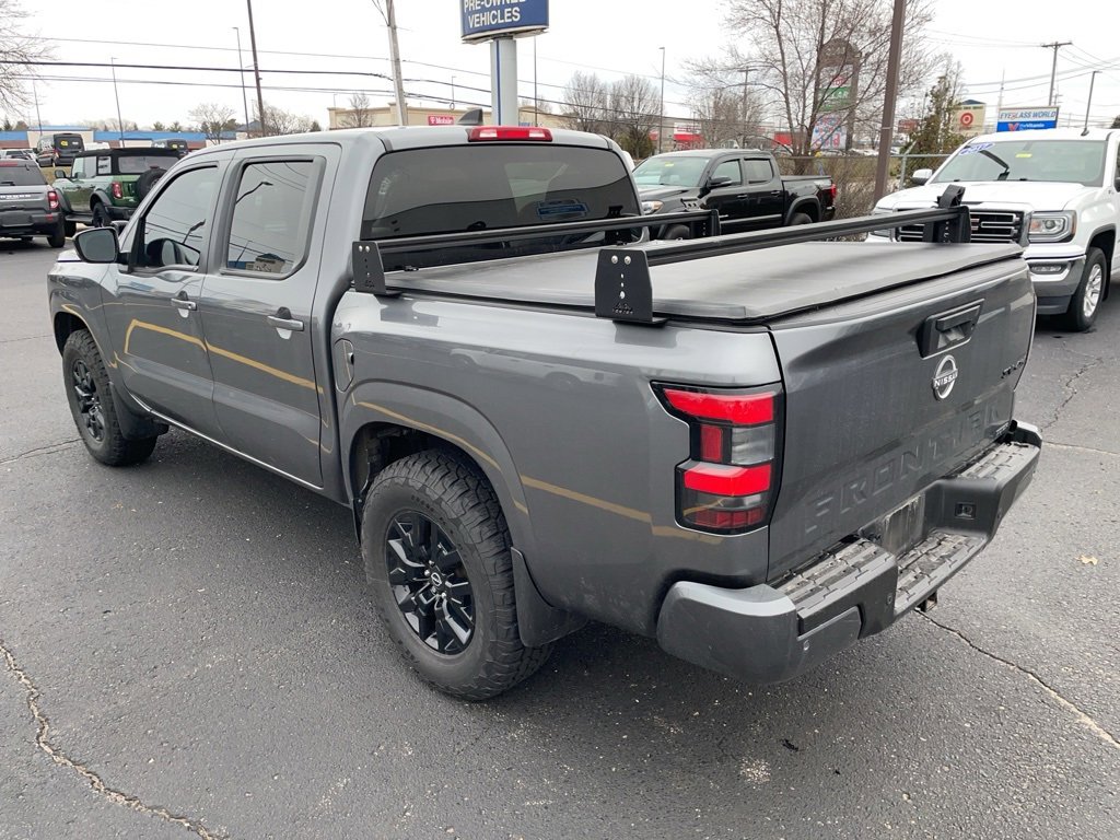 Used 2023 Nissan Frontier SV w/ Midnight Edition Package image 7