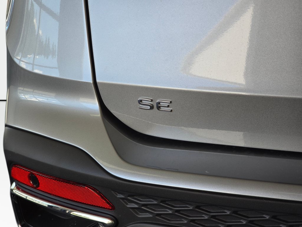 New 2026 Volkswagen Taos SE AWD/4WD image 14