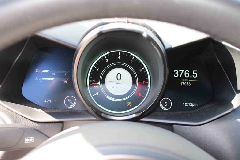 Used 2020 Aston Martin V8 Vantage Coupe image 24