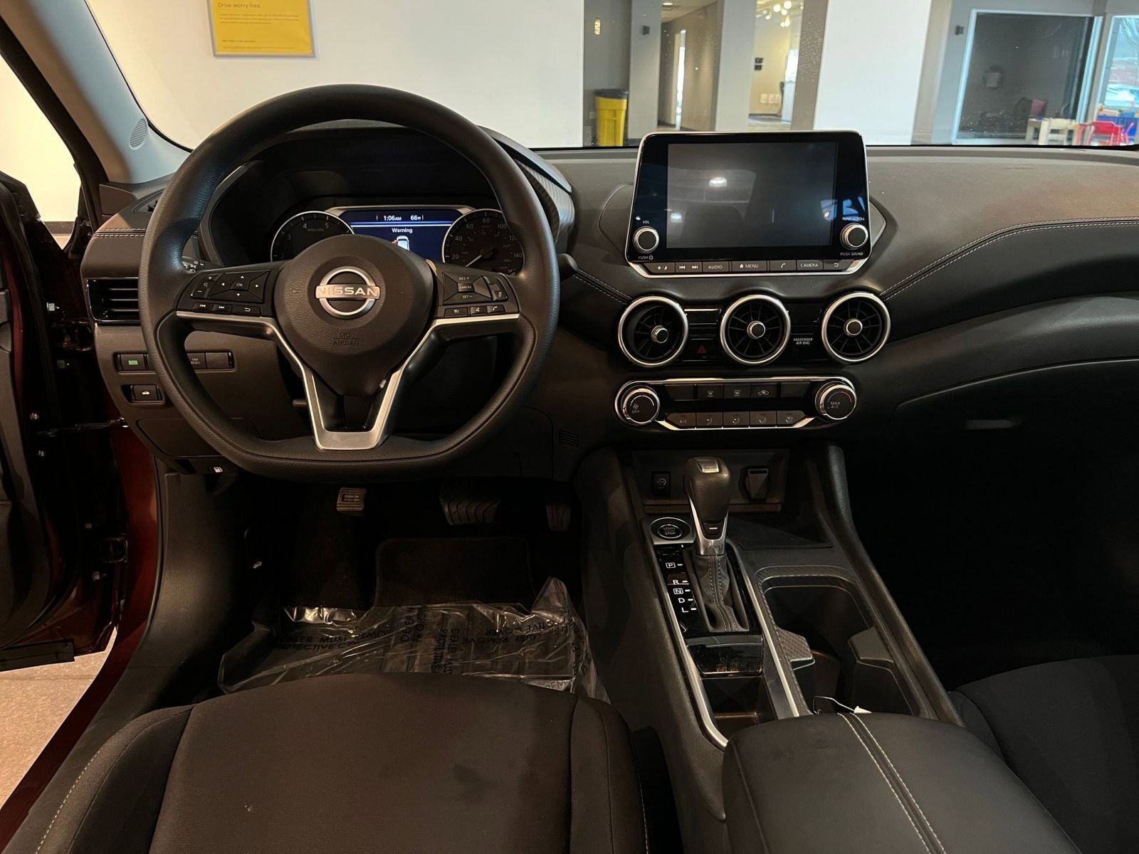 Used 2025 Nissan Sentra SV image 33