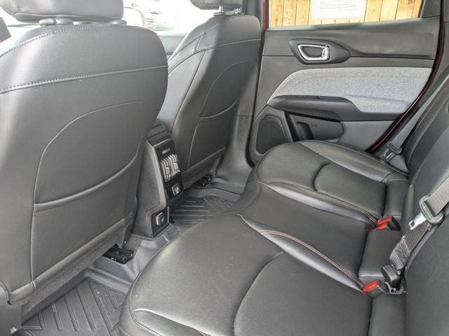 Used 2024 Jeep Compass Latitude AWD/4WD image 27