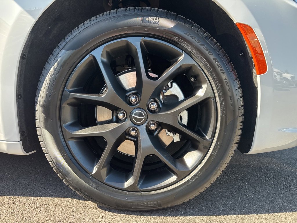 New 2026 Chrysler Pacifica Limited w/ S Appearance Package image 12