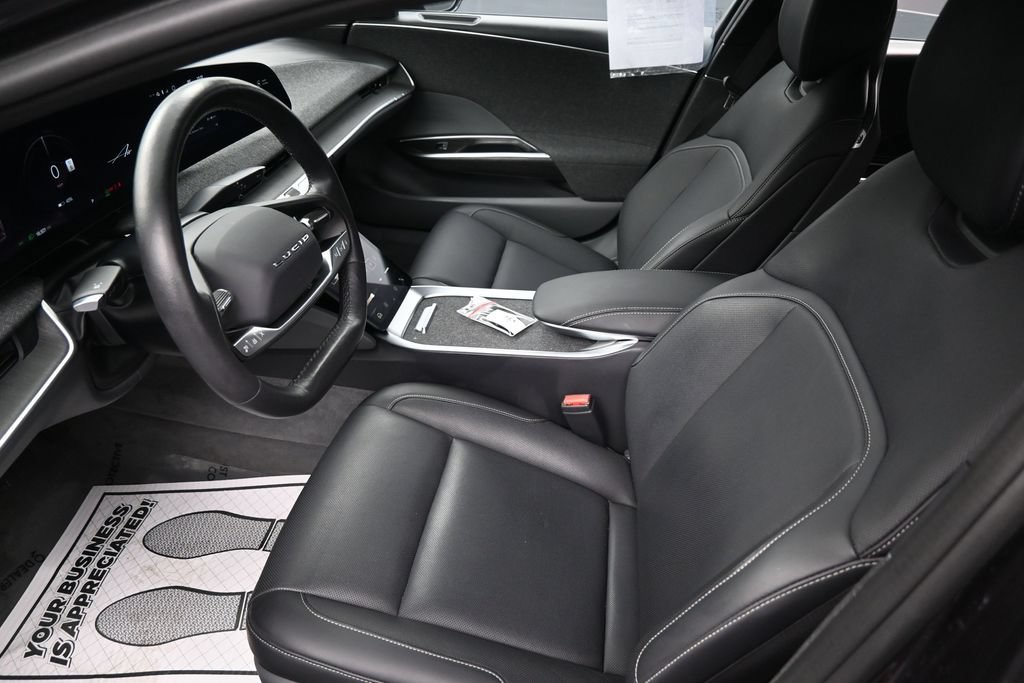 Used 2024 Lucid Air Pure RWD image 33