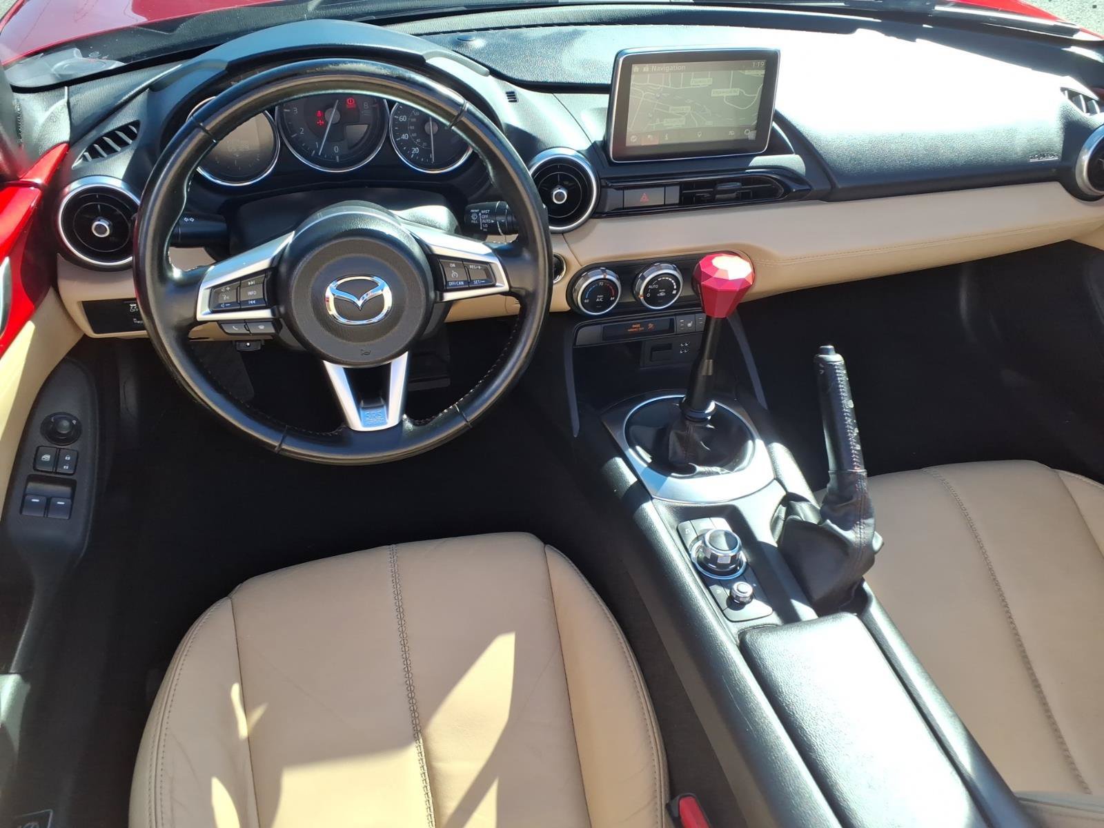 Used 2016 MAZDA MX-5 Miata Grand Touring RWD image 11