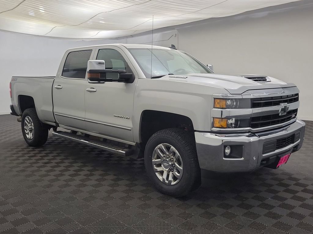 Used 2019 Chevrolet Silverado 3500 LTZ w/ Duramax Plus Package image 7