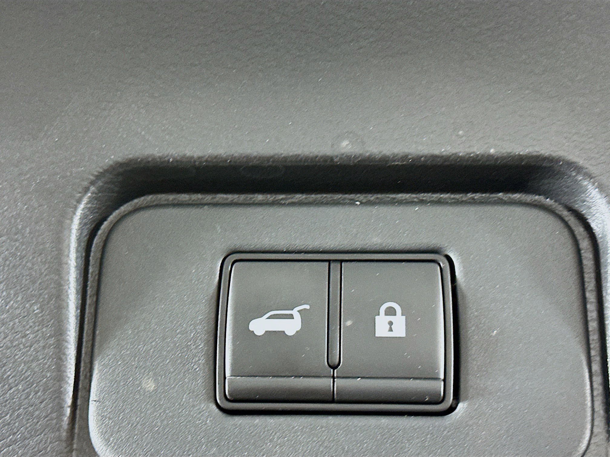 Used 2023 Nissan Rogue SL w/ SL Premium Package image 31