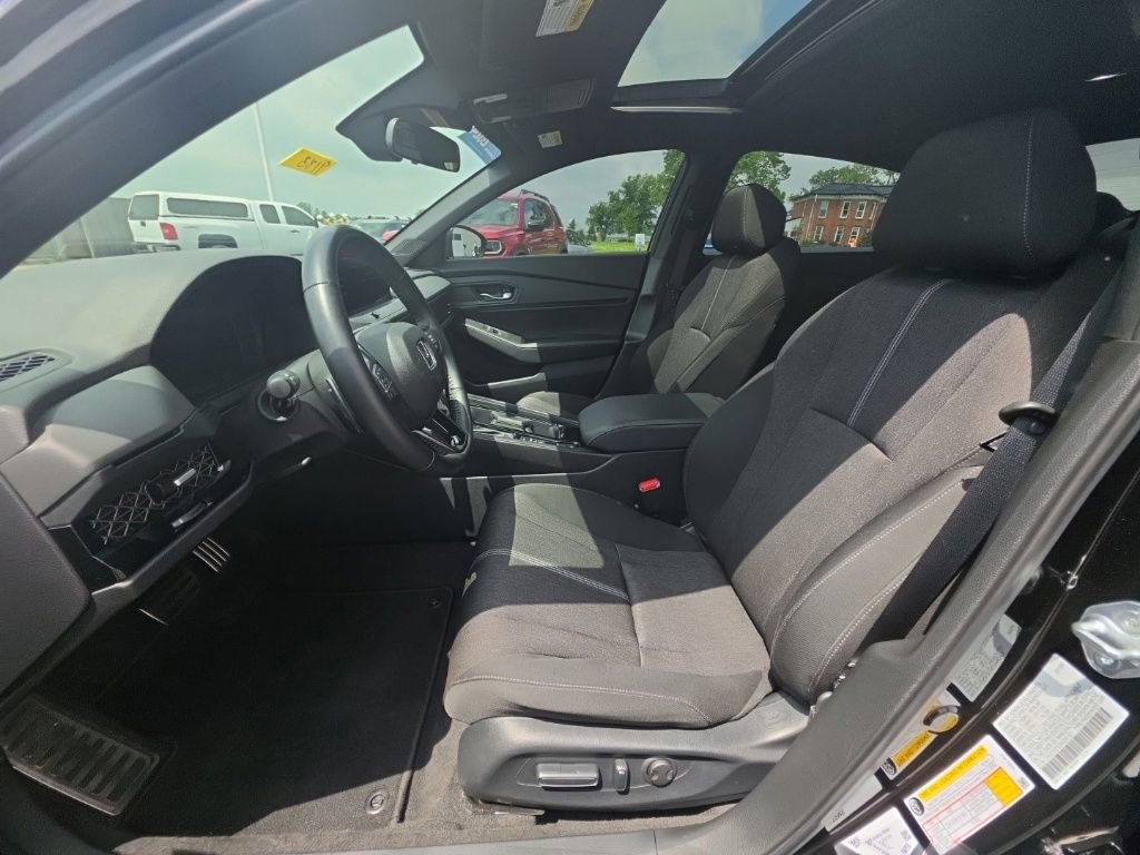 Used 2024 Honda Accord Sport image 14