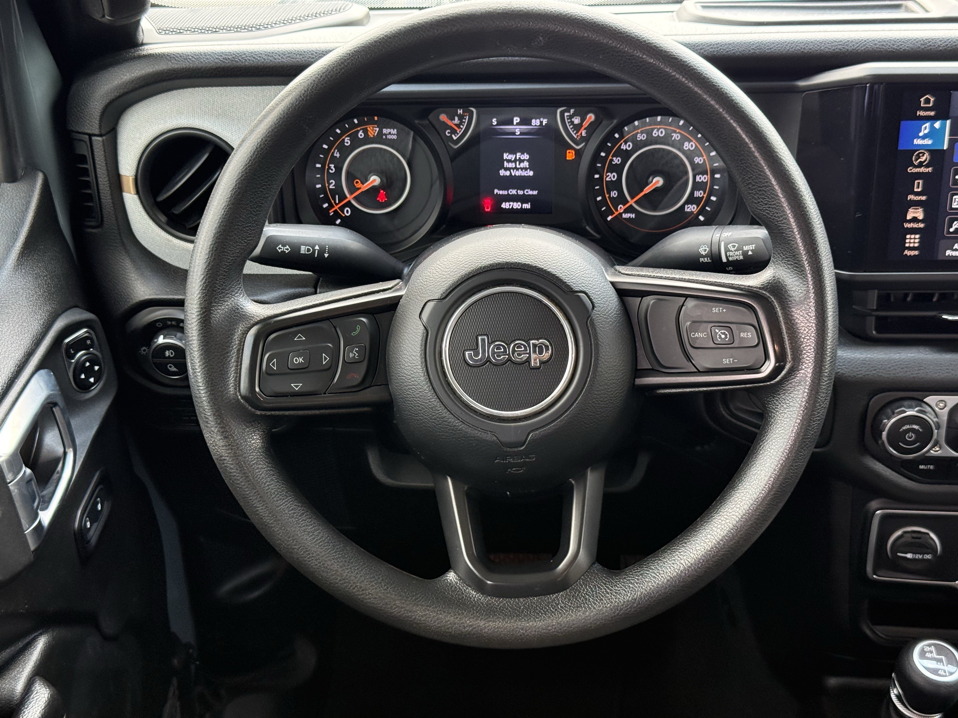 Used 2024 Jeep Gladiator Sport AWD/4WD image 15
