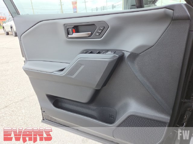New 2026 Toyota RAV4 XSE AWD/4WD image 21
