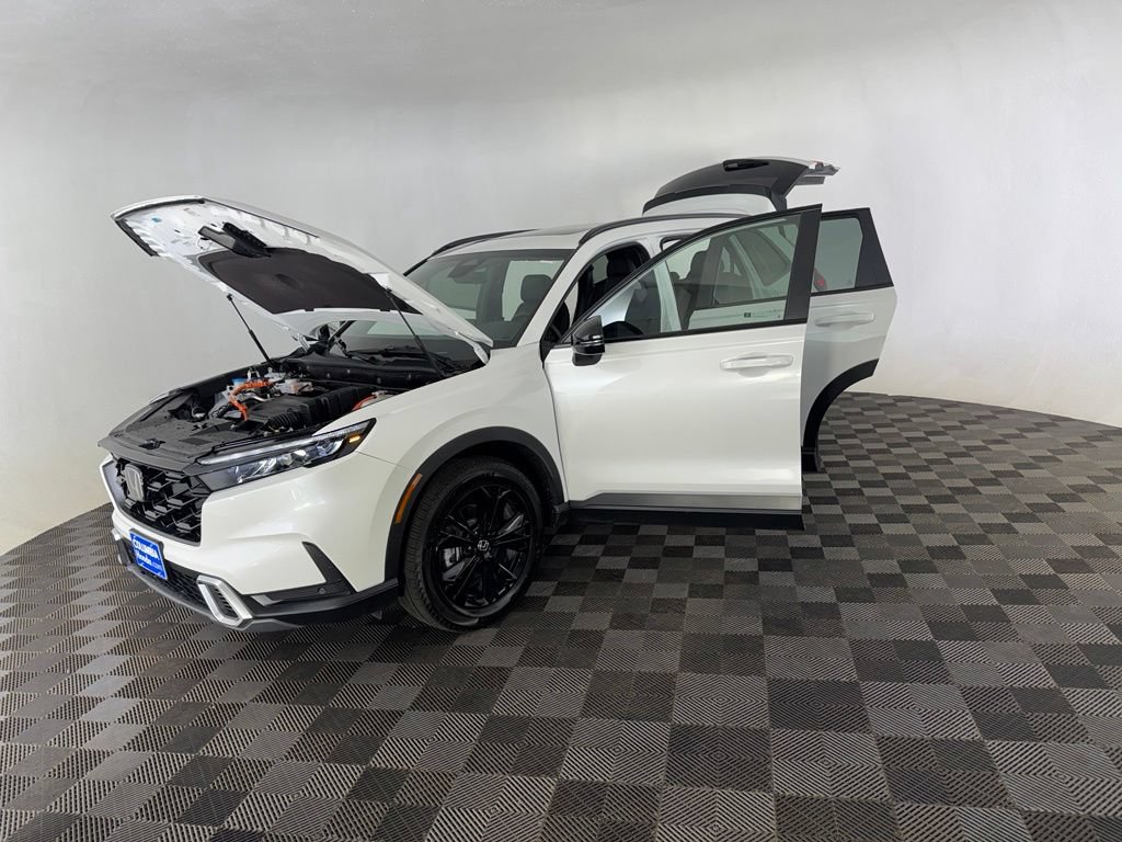 Used 2026 Honda CR-V Sport Touring image 18