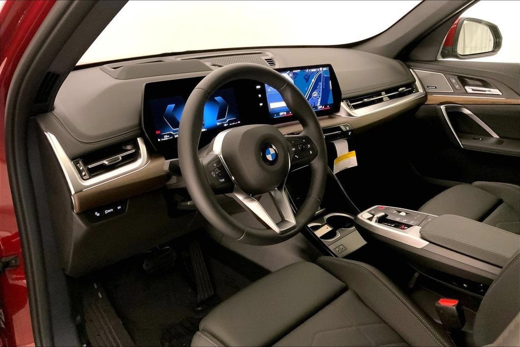 New 2027 BMW X1 xDrive28i AWD/4WD image 4