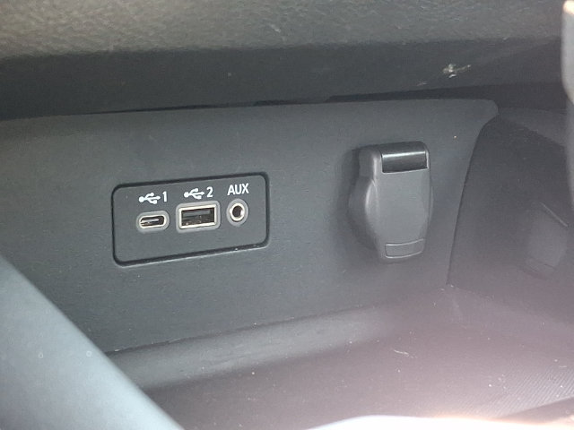Used 2023 Nissan Altima 2.5 SV FWD image 23