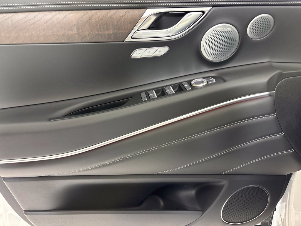 New 2027 Genesis GV80 3.5T Prestige AWD/4WD image 17