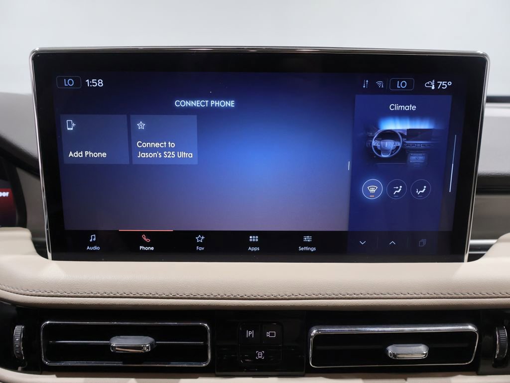Used 2023 Lincoln Nautilus AWD image 31