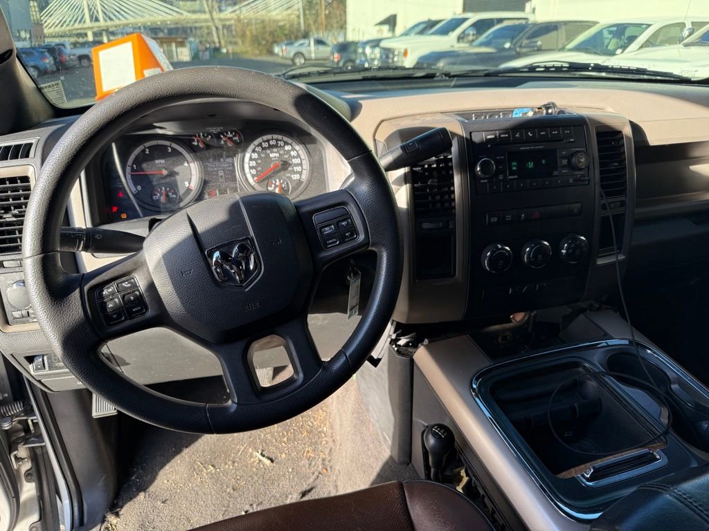 Used 2012 RAM 2500 ST w/ Chrome Appearance Group image 12