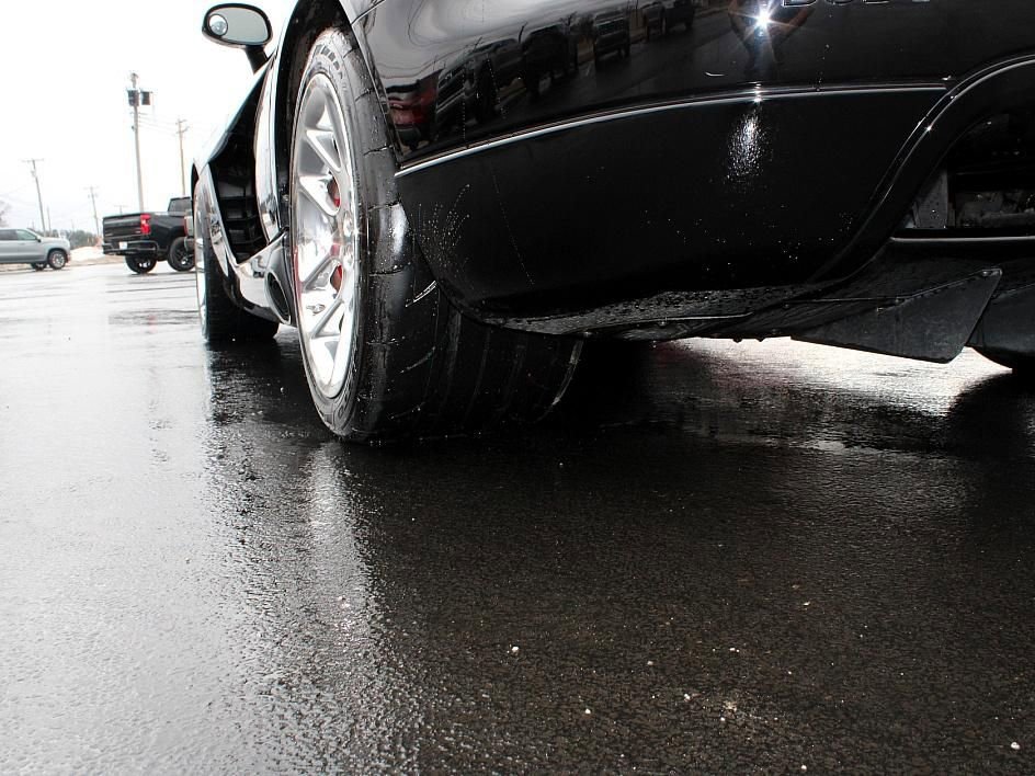 Used 2006 Dodge Viper SRT-10 RWD image 10
