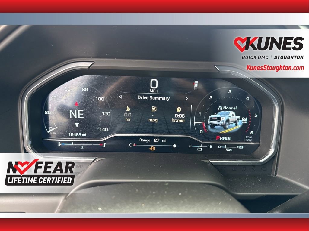 Used 2025 GMC Sierra 2500 AT4 image 34