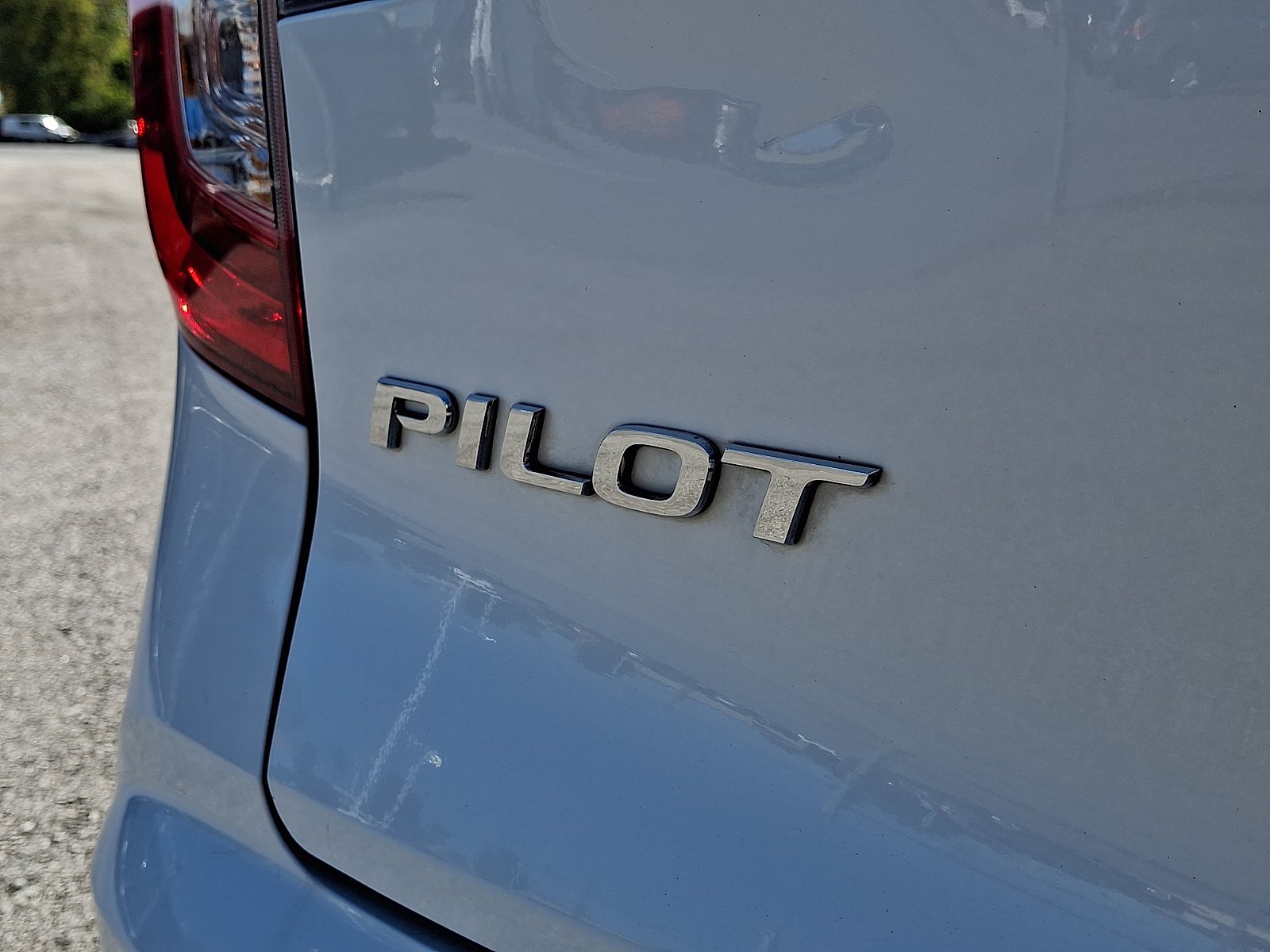 Used 2021 Honda Pilot Touring image 33
