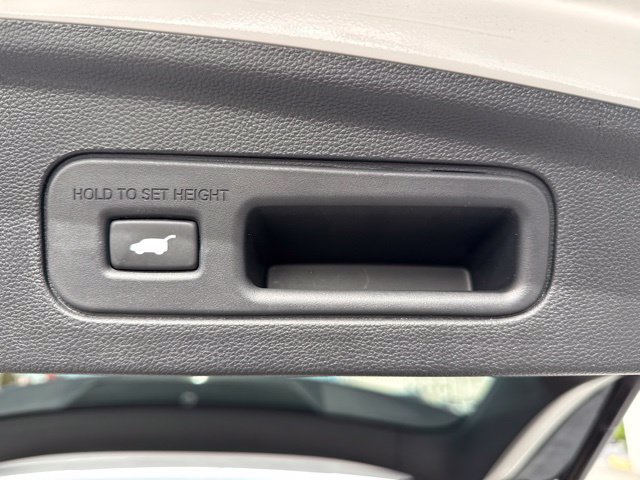 Certified 2026 Acura MDX w/ Technology Package AWD/4WD image 10