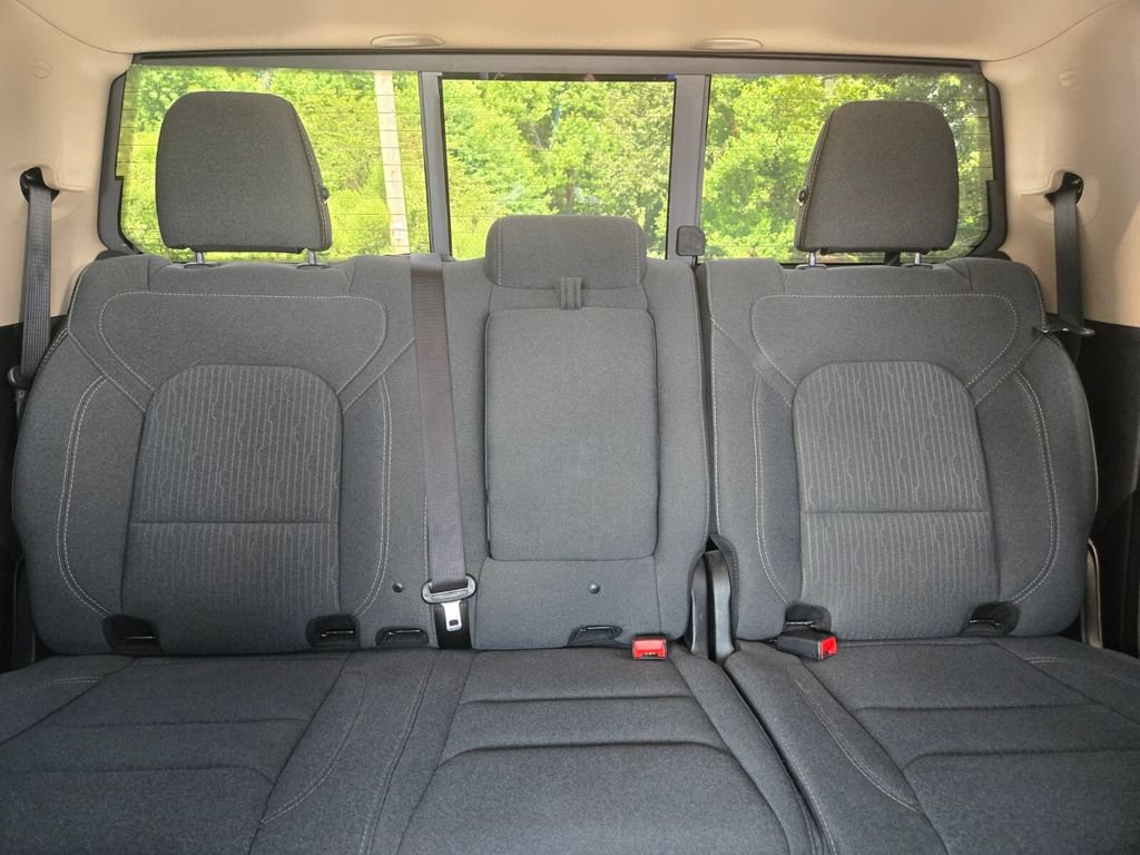 Used 2021 RAM 1500 Big Horn AWD/4WD image 12