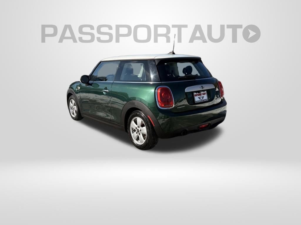 Used 2015 MINI Cooper 2-Door Hardtop image 8