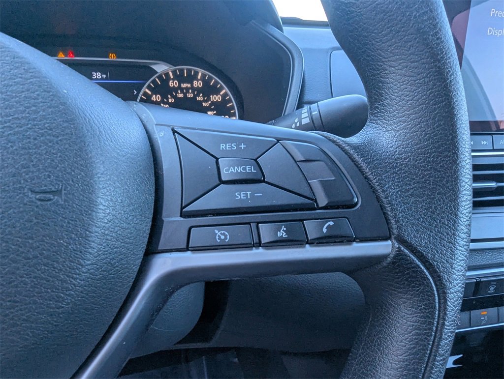 Used 2024 Nissan Altima 2.5 SV image 25