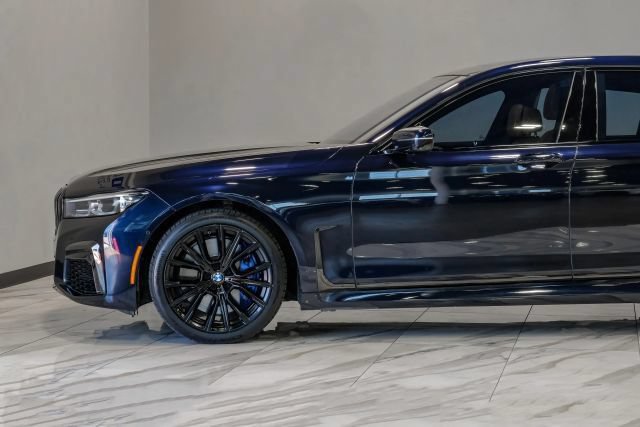 Used 2022 BMW 750i xDrive w/ Luxury Rear Seating Package AWD/4WD image 18