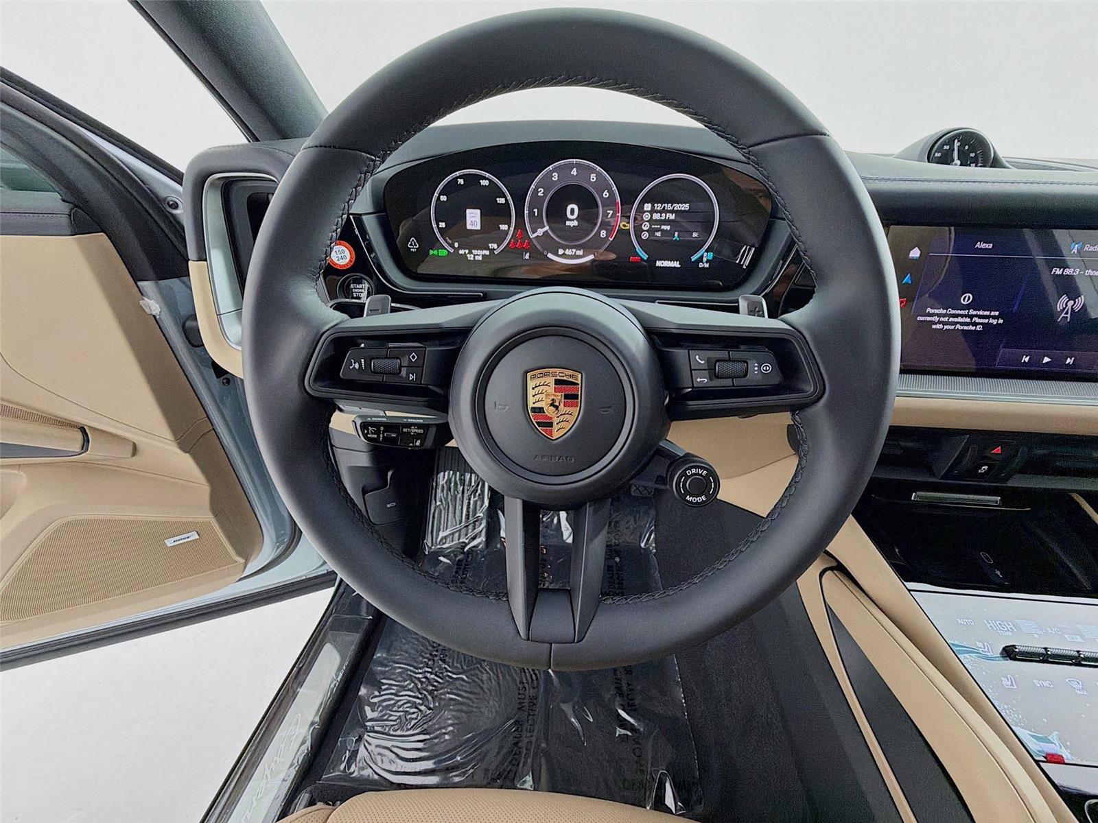New 2026 Porsche Cayenne Coupe AWD/4WD image 13