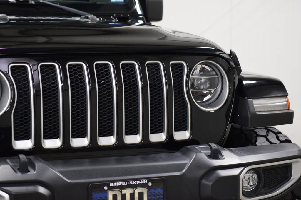 Used 2021 Jeep Wrangler Unlimited Sahara AWD/4WD image 11
