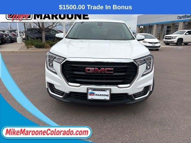 Certified 2024 GMC Terrain SLE FWD image 2