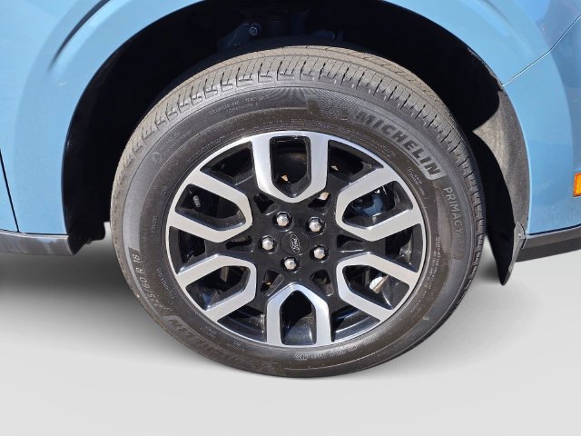 Used 2022 Ford Maverick Lariat w/ Lariat Luxury Package AWD/4WD image 9