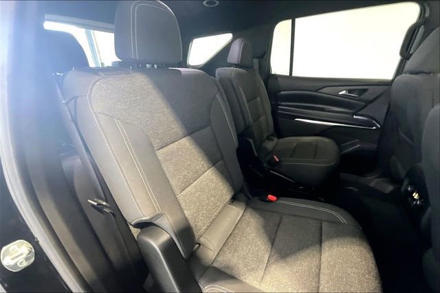 Used 2025 Chevrolet Traverse LT AWD/4WD image 26