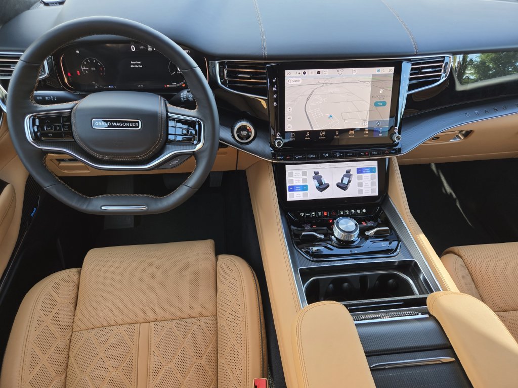 New 2026 Jeep Grand Wagoneer L Summit AWD/4WD image 16