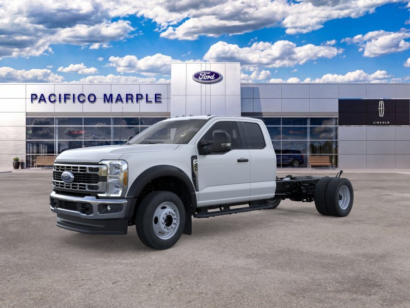New 2025 Ford F450 XL w/ XL Chrome Package AWD/4WD image 2