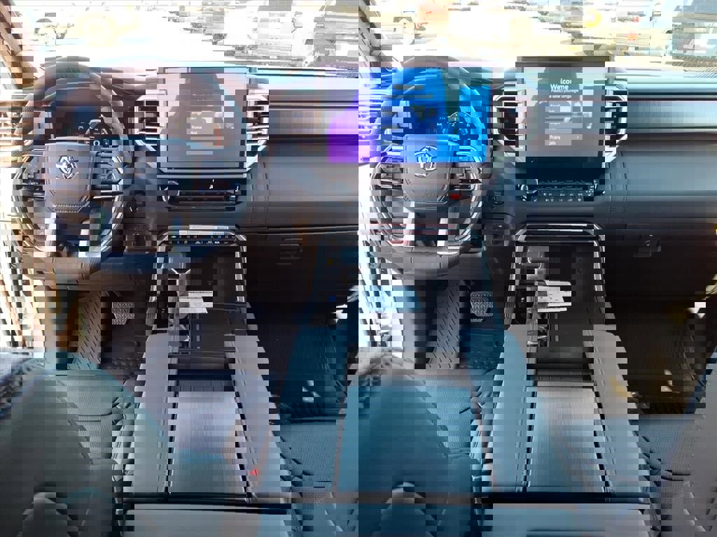 New 2026 Toyota Tundra Platinum image 7