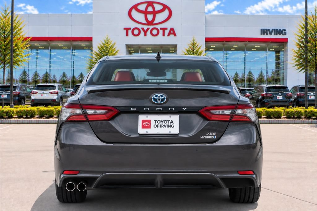 Used 2024 Toyota Camry XSE FWD image 7